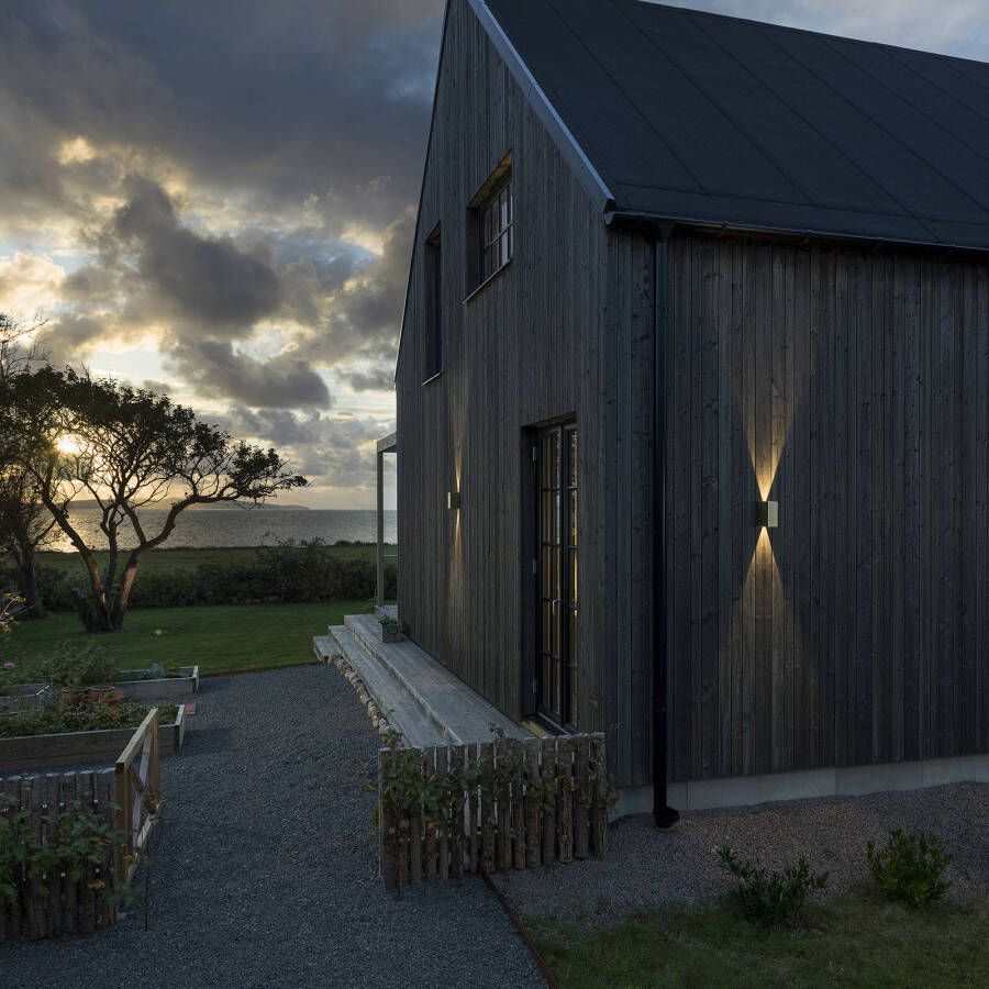 Konstsmide LED buitenwandlamp Cremona 8cm breed van messing