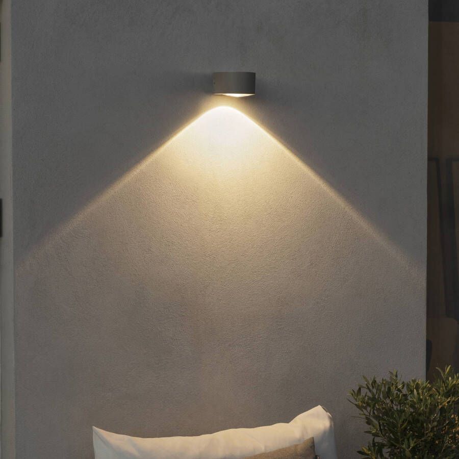 Konstsmide LED buitenwandlamp Gela, onder stralend, grijs