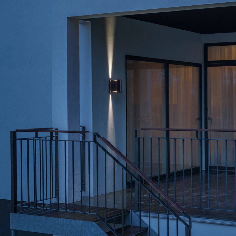 Konstsmide Buitenlamp 'Vale' Wandlamp, PowerLED 230V, kleur Koper / Zwart