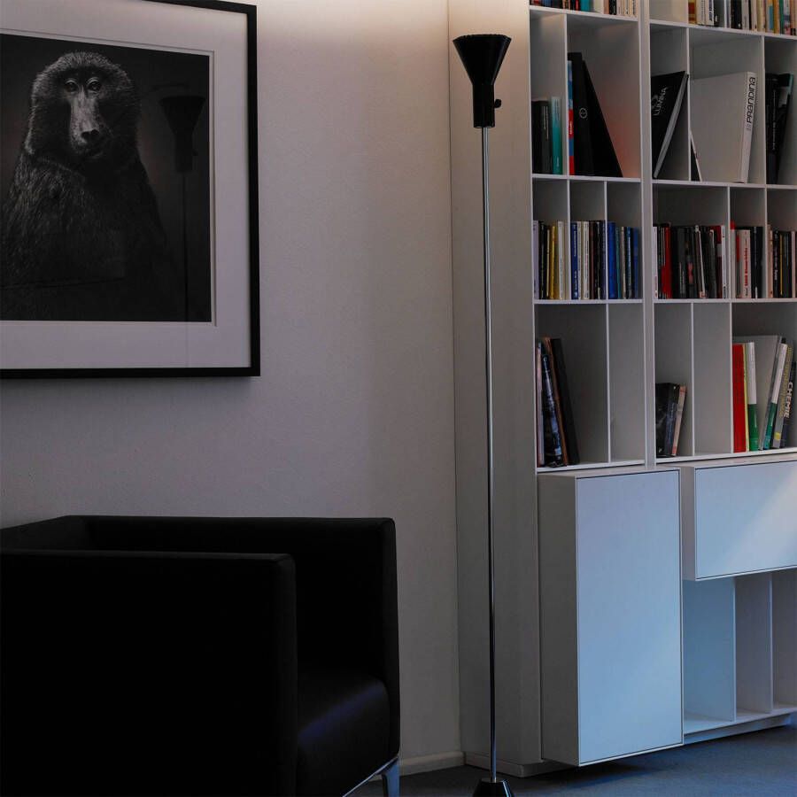 TECNOLUMEN Smalle led vloerlamp Gru met dimmer